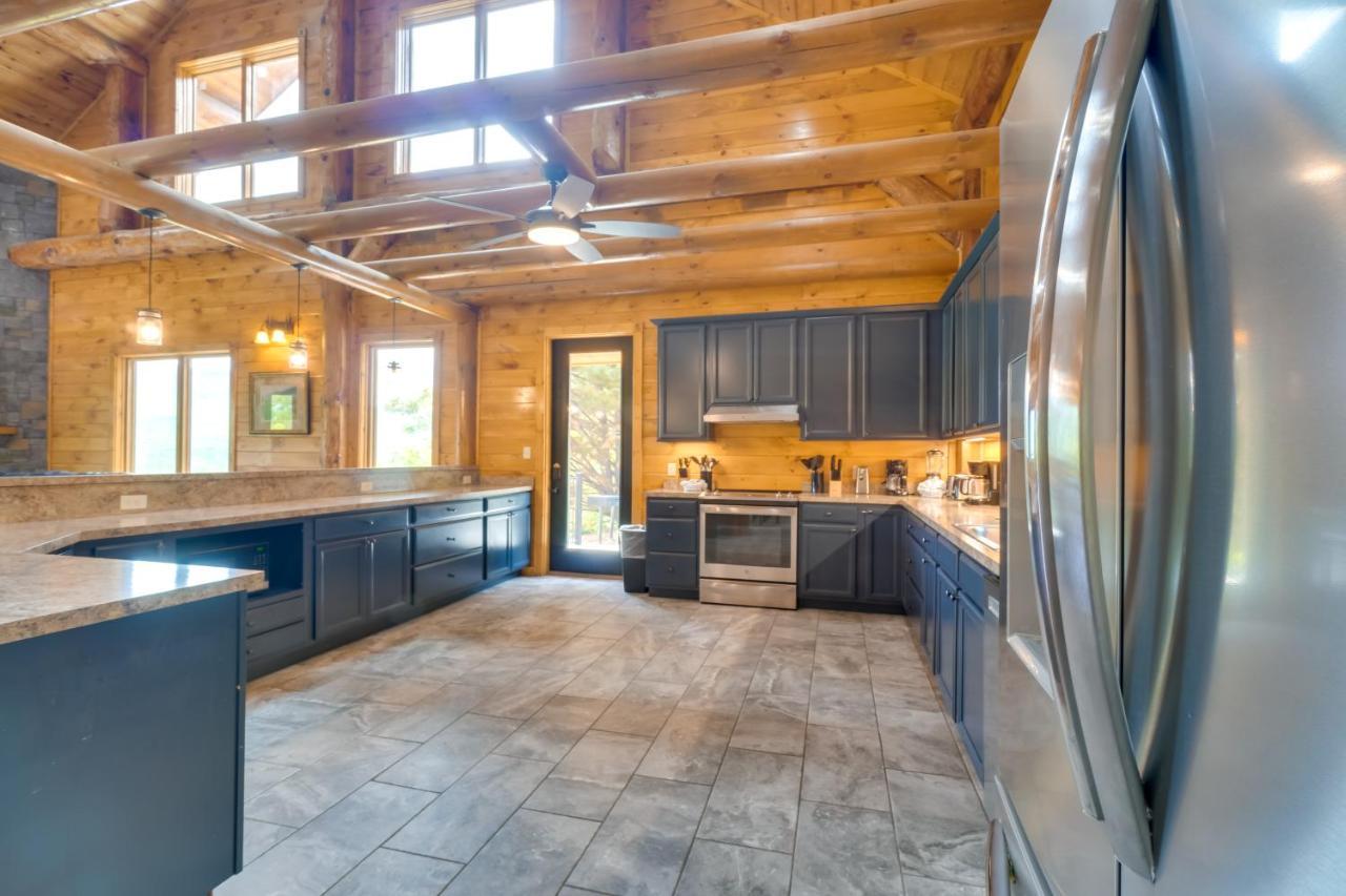 Gatlinburg Vacation Rental With Private Hot Tub! Kültér fotó